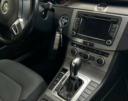 Фольксваген Пассат 2013 в Львове на Automoto.ua Красный Фольксваген Пассат, объемом двигателя 1.4 л и пробегом 268 тыс. км за 8200 $, фото 17 на Automoto.ua