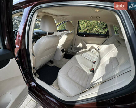 Червоний Фольксваген Пассат, об'ємом двигуна 1.9 л та пробігом 283 тис. км за 11250 $, фото 26 на Automoto.ua