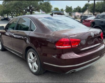 Красный Фольксваген Пассат, объемом двигателя 2 л и пробегом 83 тыс. км за 12100 $, фото 2 на Automoto.ua