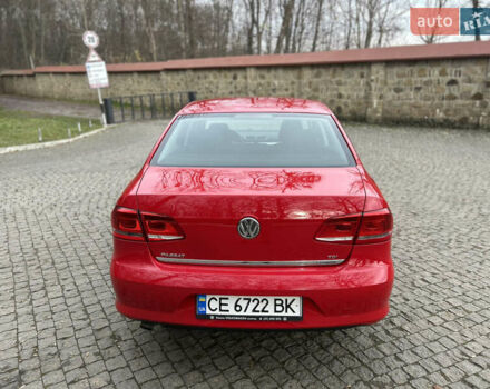 Красный Фольксваген Пассат, объемом двигателя 1.6 л и пробегом 260 тыс. км за 8800 $, фото 1 на Automoto.ua