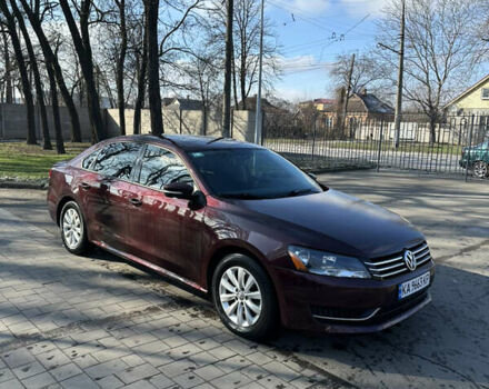 Червоний Фольксваген Пассат, об'ємом двигуна 1.8 л та пробігом 196 тис. км за 7500 $, фото 1 на Automoto.ua
