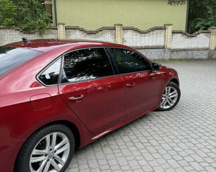 Красный Фольксваген Пассат, объемом двигателя 1.8 л и пробегом 286 тыс. км за 11500 $, фото 3 на Automoto.ua