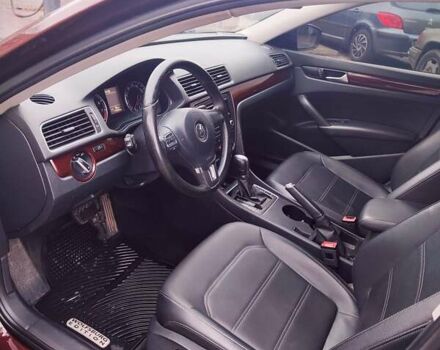 Красный Фольксваген Пассат, объемом двигателя 1.8 л и пробегом 280 тыс. км за 10499 $, фото 19 на Automoto.ua