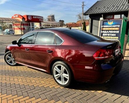 Червоний Фольксваген Пассат, об'ємом двигуна 2 л та пробігом 147 тис. км за 12900 $, фото 5 на Automoto.ua