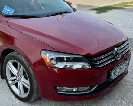 Червоний Фольксваген Пассат, об'ємом двигуна 2 л та пробігом 250 тис. км за 11400 $, фото 1 на Automoto.ua