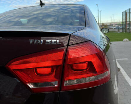 Красный Фольксваген Пассат, объемом двигателя 2 л и пробегом 250 тыс. км за 10750 $, фото 16 на Automoto.ua