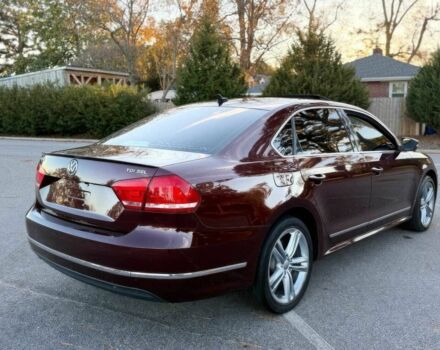 Червоний Фольксваген Пассат, об'ємом двигуна 2 л та пробігом 87 тис. км за 7100 $, фото 5 на Automoto.ua