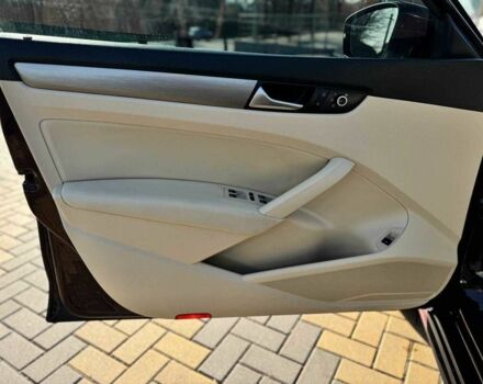 Червоний Фольксваген Пассат, об'ємом двигуна 2 л та пробігом 147 тис. км за 12900 $, фото 10 на Automoto.ua