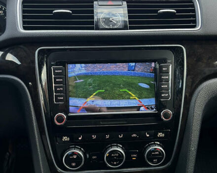 Красный Фольксваген Пассат, объемом двигателя 2 л и пробегом 250 тыс. км за 10750 $, фото 15 на Automoto.ua