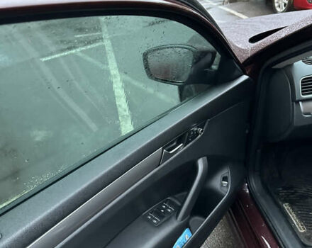 Червоний Фольксваген Пассат, об'ємом двигуна 1.8 л та пробігом 196 тис. км за 7500 $, фото 6 на Automoto.ua