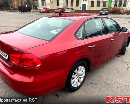 Красный Фольксваген Пассат, объемом двигателя 1.8 л и пробегом 139 тыс. км за 9000 $, фото 2 на Automoto.ua