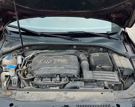 Красный Фольксваген Пассат, объемом двигателя 1.8 л и пробегом 191 тыс. км за 12400 $, фото 24 на Automoto.ua