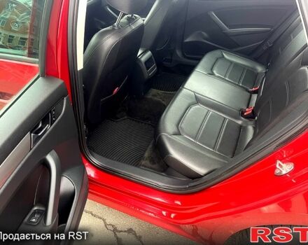 Красный Фольксваген Пассат, объемом двигателя 1.8 л и пробегом 139 тыс. км за 9000 $, фото 8 на Automoto.ua