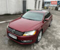 Красный Фольксваген Пассат, объемом двигателя 1.97 л и пробегом 245 тыс. км за 11500 $, фото 4 на Automoto.ua