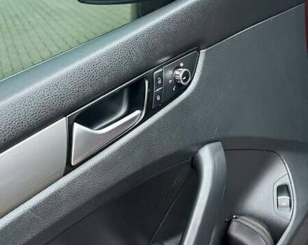 Красный Фольксваген Пассат, объемом двигателя 1.8 л и пробегом 191 тыс. км за 12400 $, фото 18 на Automoto.ua