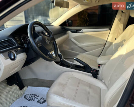 Красный Фольксваген Пассат, объемом двигателя 1.8 л и пробегом 134 тыс. км за 9850 $, фото 26 на Automoto.ua