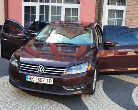 Червоний Фольксваген Пассат, об'ємом двигуна 1.8 л та пробігом 153 тис. км за 10700 $, фото 4 на Automoto.ua