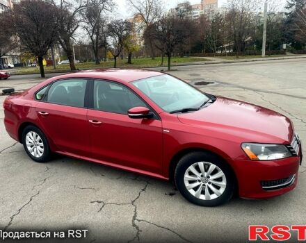 Красный Фольксваген Пассат, объемом двигателя 1.8 л и пробегом 139 тыс. км за 9000 $, фото 1 на Automoto.ua