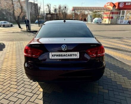 Червоний Фольксваген Пассат, об'ємом двигуна 2 л та пробігом 147 тис. км за 12900 $, фото 6 на Automoto.ua