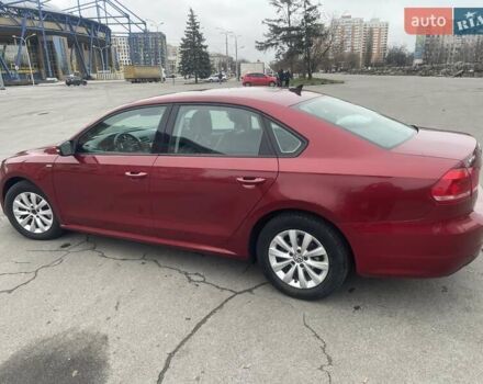 Красный Фольксваген Пассат, объемом двигателя 1.78 л и пробегом 139 тыс. км за 9400 $, фото 5 на Automoto.ua