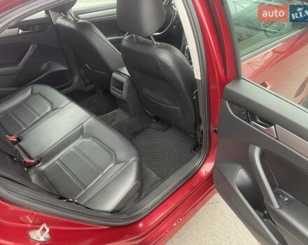 Красный Фольксваген Пассат, объемом двигателя 1.78 л и пробегом 139 тыс. км за 9400 $, фото 18 на Automoto.ua