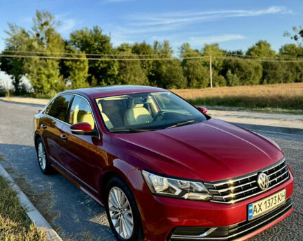 Красный Фольксваген Пассат, объемом двигателя 1.8 л и пробегом 140 тыс. км за 12750 $, фото 1 на Automoto.ua