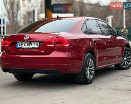 Красный Фольксваген Пассат, объемом двигателя 1.8 л и пробегом 211 тыс. км за 7400 $, фото 4 на Automoto.ua