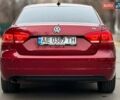 Красный Фольксваген Пассат, объемом двигателя 1.8 л и пробегом 211 тыс. км за 7400 $, фото 3 на Automoto.ua