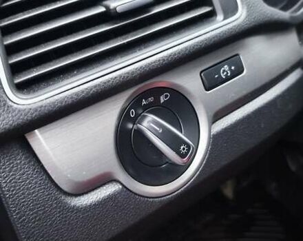 Червоний Фольксваген Пассат, об'ємом двигуна 1.8 л та пробігом 195 тис. км за 11000 $, фото 30 на Automoto.ua