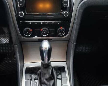 Червоний Фольксваген Пассат, об'ємом двигуна 1.8 л та пробігом 195 тис. км за 11000 $, фото 23 на Automoto.ua