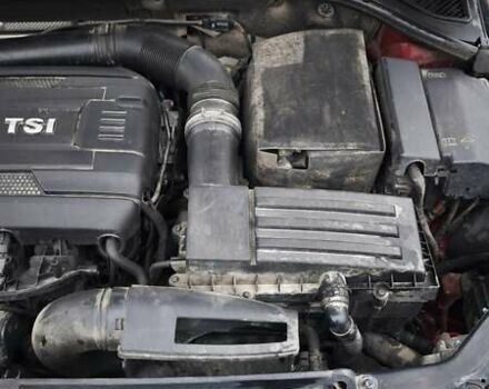 Червоний Фольксваген Пассат, об'ємом двигуна 1.8 л та пробігом 195 тис. км за 11000 $, фото 44 на Automoto.ua