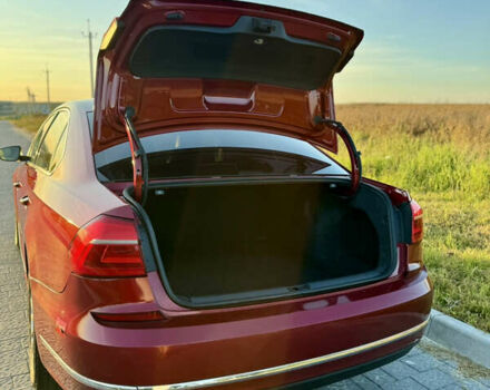 Красный Фольксваген Пассат, объемом двигателя 1.8 л и пробегом 140 тыс. км за 12750 $, фото 14 на Automoto.ua