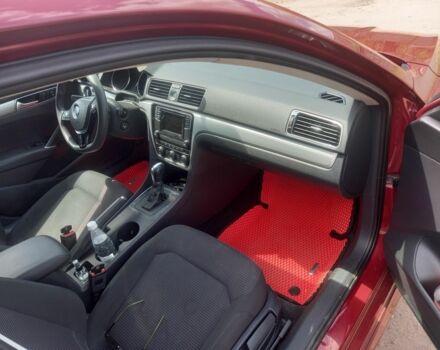 Красный Фольксваген Пассат, объемом двигателя 1.8 л и пробегом 178 тыс. км за 12700 $, фото 7 на Automoto.ua