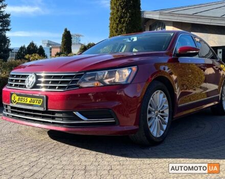 Красный Фольксваген Пассат, объемом двигателя 1.8 л и пробегом 143 тыс. км за 14000 $, фото 2 на Automoto.ua