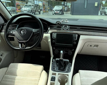 Червоний Фольксваген Пассат, об'ємом двигуна 1.97 л та пробігом 298 тис. км за 16300 $, фото 9 на Automoto.ua