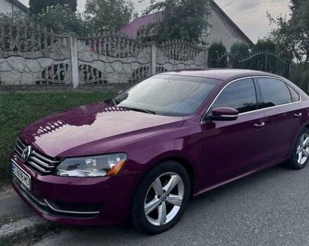 Красный Фольксваген Пассат, объемом двигателя 1.8 л и пробегом 194 тыс. км за 11000 $, фото 5 на Automoto.ua