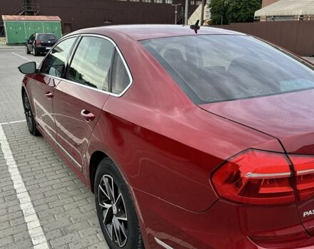 Красный Фольксваген Пассат, объемом двигателя 1.8 л и пробегом 127 тыс. км за 11499 $, фото 7 на Automoto.ua