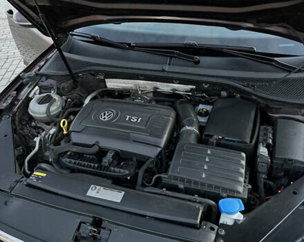 Красный Фольксваген Пассат, объемом двигателя 1.8 л и пробегом 255 тыс. км за 15950 $, фото 16 на Automoto.ua