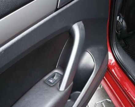 Червоний Фольксваген Пассат, об'ємом двигуна 1.8 л та пробігом 195 тис. км за 11000 $, фото 33 на Automoto.ua