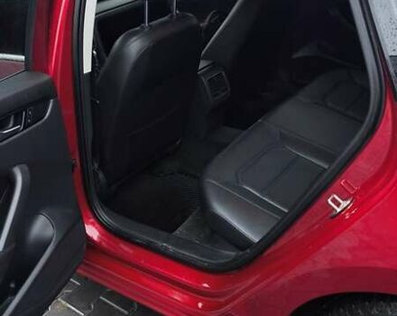 Червоний Фольксваген Пассат, об'ємом двигуна 1.8 л та пробігом 195 тис. км за 11000 $, фото 18 на Automoto.ua