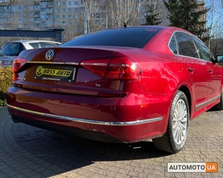 Красный Фольксваген Пассат, объемом двигателя 1.8 л и пробегом 143 тыс. км за 14000 $, фото 6 на Automoto.ua