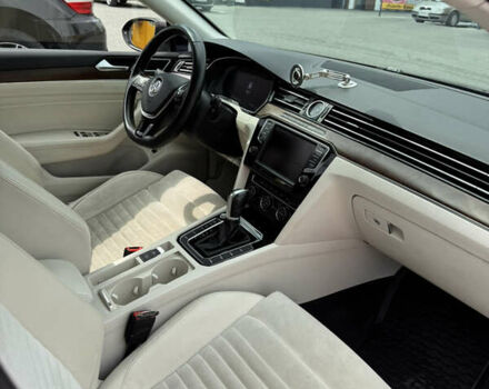 Червоний Фольксваген Пассат, об'ємом двигуна 1.97 л та пробігом 298 тис. км за 16300 $, фото 5 на Automoto.ua