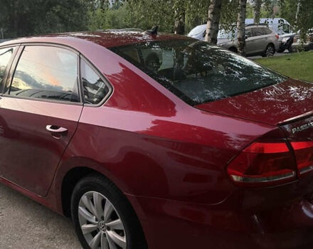 Красный Фольксваген Пассат, объемом двигателя 1.8 л и пробегом 225 тыс. км за 13800 $, фото 1 на Automoto.ua