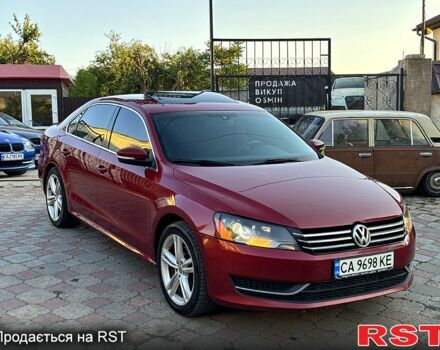 Красный Фольксваген Пассат, объемом двигателя 2 л и пробегом 232 тыс. км за 11300 $, фото 1 на Automoto.ua