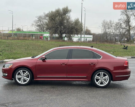 Красный Фольксваген Пассат, объемом двигателя 1.8 л и пробегом 247 тыс. км за 10900 $, фото 6 на Automoto.ua