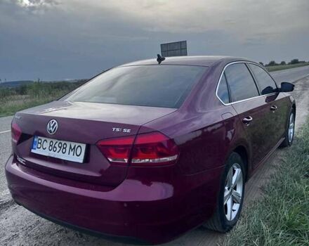 Красный Фольксваген Пассат, объемом двигателя 1.8 л и пробегом 194 тыс. км за 11000 $, фото 7 на Automoto.ua