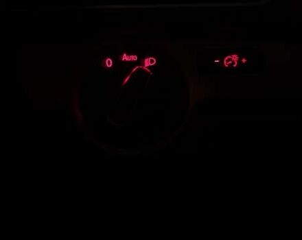 Червоний Фольксваген Пассат, об'ємом двигуна 1.8 л та пробігом 195 тис. км за 11000 $, фото 37 на Automoto.ua