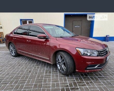 Красный Фольксваген Пассат, объемом двигателя 1.8 л и пробегом 178 тыс. км за 12700 $, фото 4 на Automoto.ua