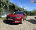 Красный Фольксваген Пассат, объемом двигателя 1.97 л и пробегом 137 тыс. км за 14800 $, фото 1 на Automoto.ua
