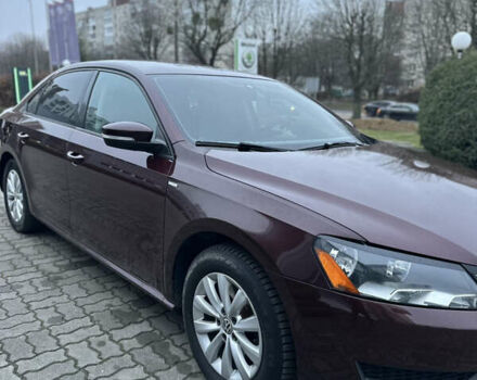 Червоний Фольксваген Пассат, об'ємом двигуна 1.8 л та пробігом 192 тис. км за 9900 $, фото 32 на Automoto.ua